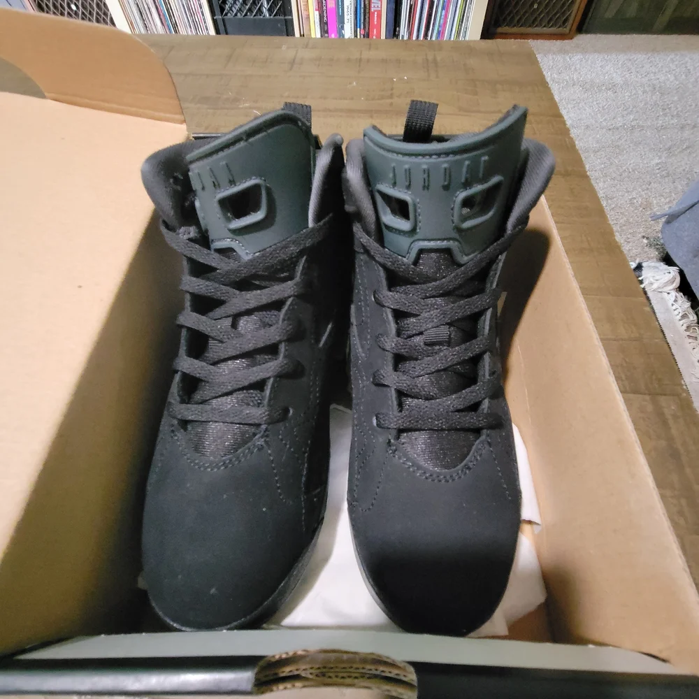 Boys Jordan MVP Size 3Y Worn Once - Picture 8 of 11